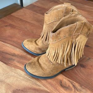 Like new toddler girls cowboy boots size 9